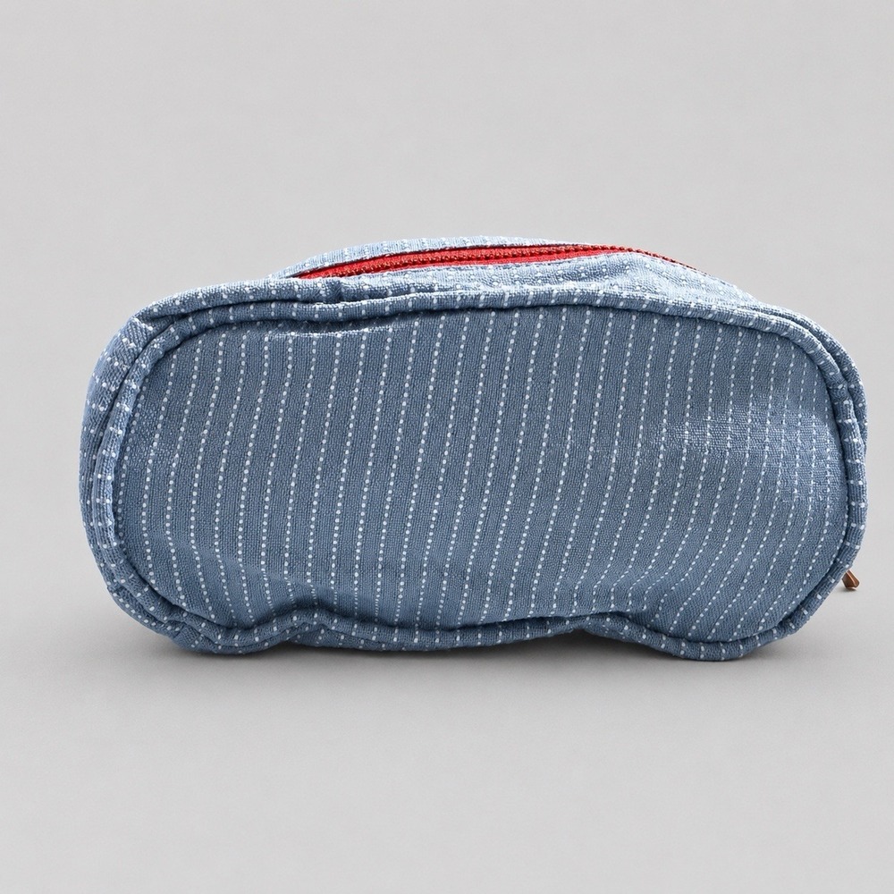 H0103-Levi's x Target Zip Pouch Light Blue White Stripe Red Zipper NEW NWT